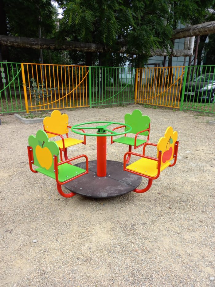 карусели для детских площадок на 4 сидушки фруктовый сад